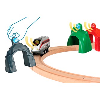 BRIO Smart Tech tågset med actiontunnlar
