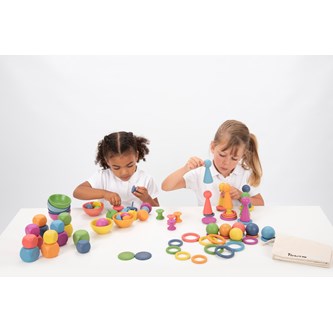 Regnbågssuperset, 84 delar