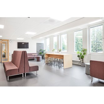 Sektionssoffa Liner 120 med smulgap exkl tyg