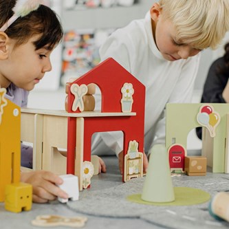 MICKI Lekvärld Stad & land