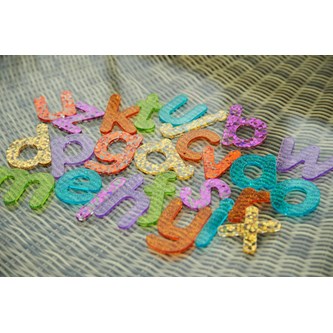 Regnbågsglittrande bokstäver, 26-pack