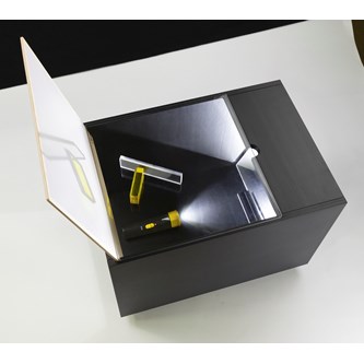 Barnens projektor, lådan