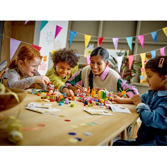 LEGO® Classic Kreativ festlåda