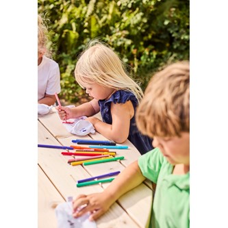 Pennfodral med pennor