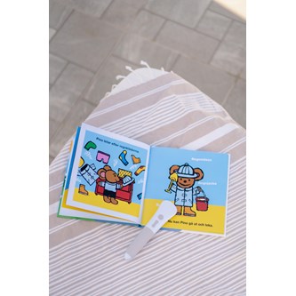 Readioo bok: Vilket busigt väder Pino