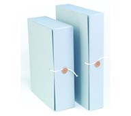 Arkivbox med knapp och snöre