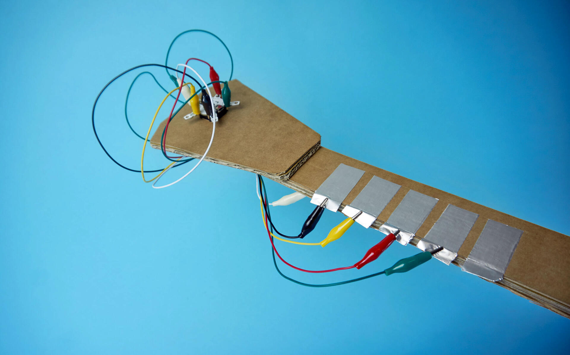 Strawbees Quirkbot Lekolar