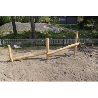 Robinia balansbom dubbel med klätternät.