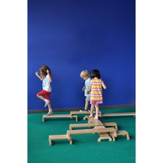 Bänkar för motorikbanor