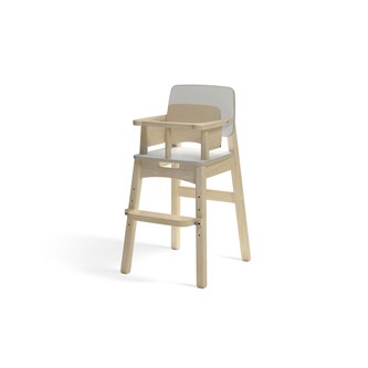 Barnstol Helmi klarlackad björk 54 med bygel