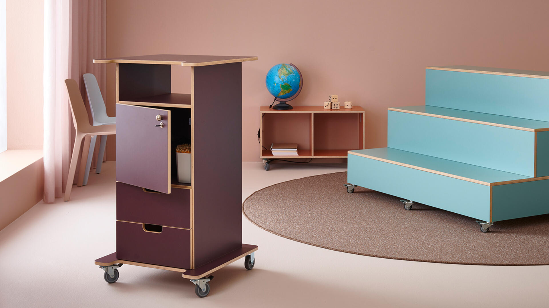 Pulpeter & lärarbord