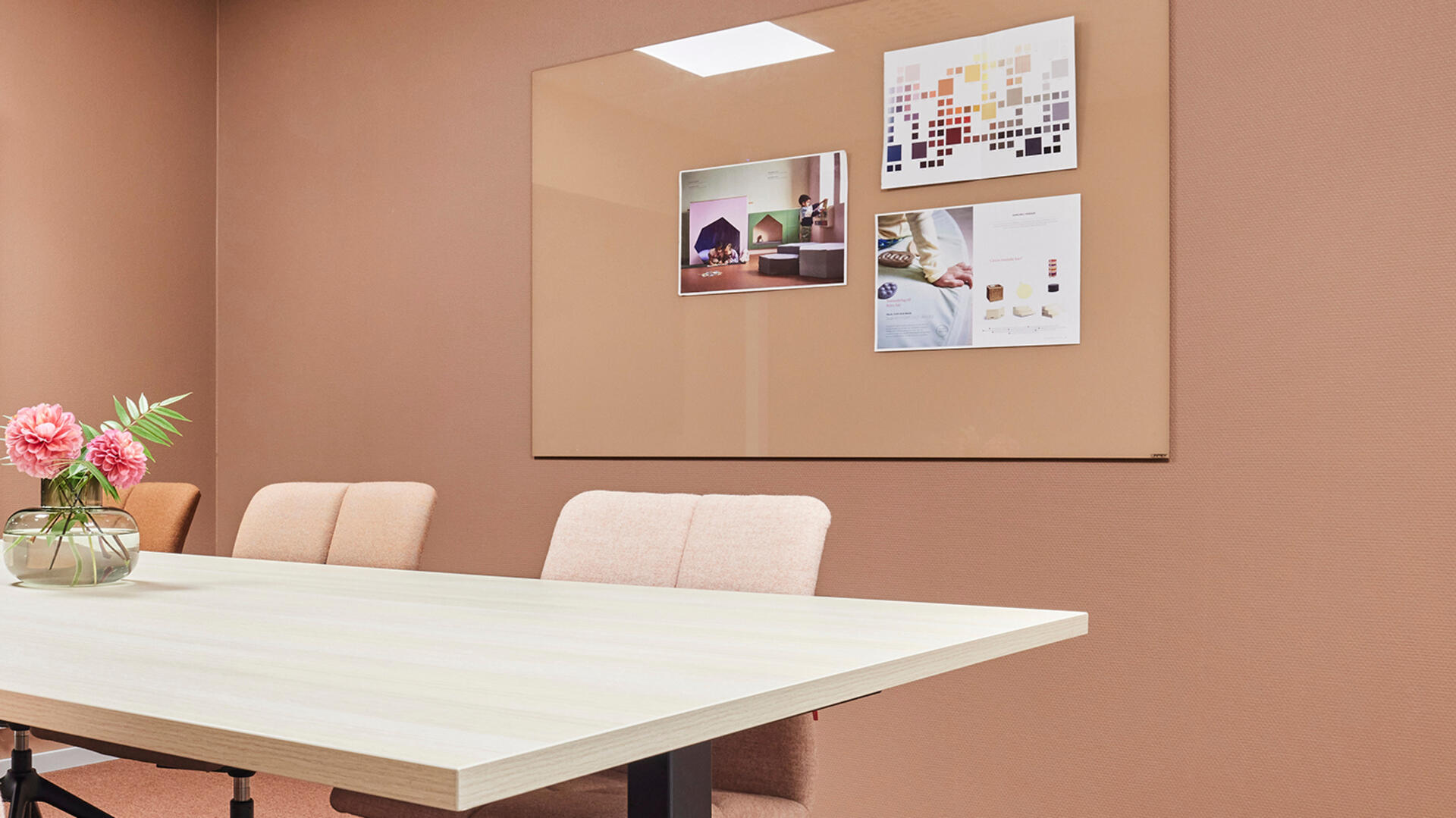 Speglar, whiteboard & anslagstavlor