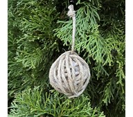 Julgranskula av jutesnöre