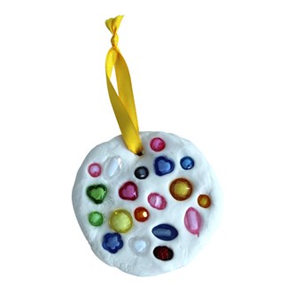 Lerdekorationer med juveler