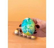 Måla ägg med bubblor