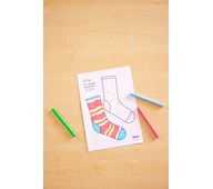 Rocka sockorna, färglägg och dekorera