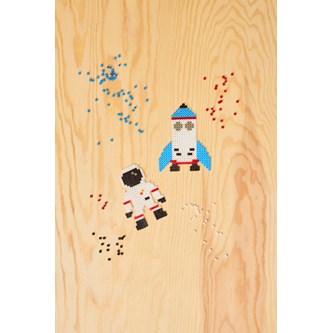 Pärlade rymdfigurer