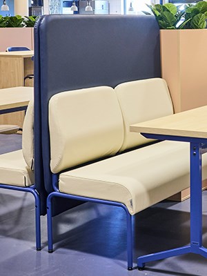 Modulsoffa Adapt - perfekt för skolmatsalen och skolrestaurangen