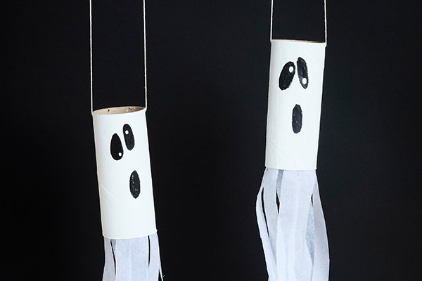 Halloweenpyssel - Hängande spöken